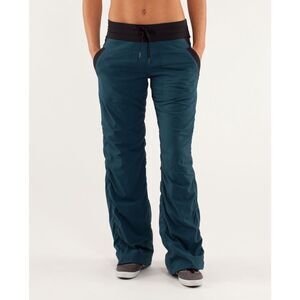 Lululemon Studio Pant II *Liner Alberta Lake / Black women's size 4